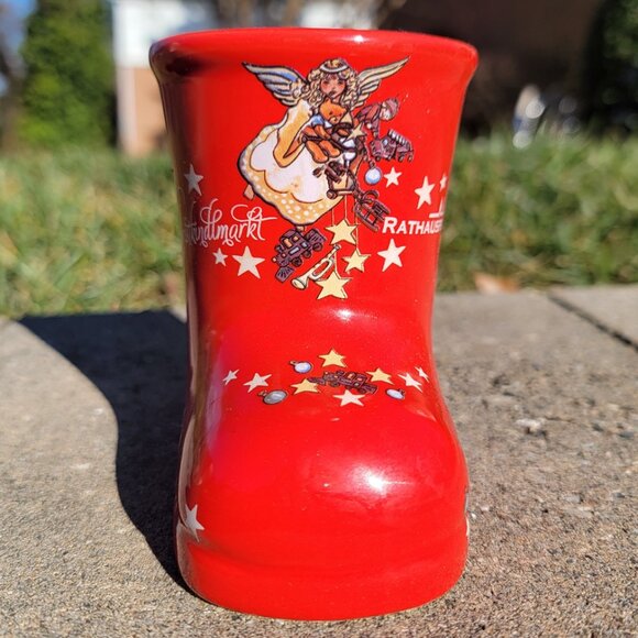 ❝ Christkindlmarkt Rathausplatz red boot shaped christmas mug 🎄❤️ ❞ - Picture 3 of 7
